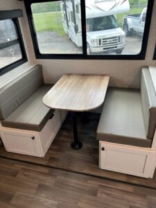 2025 Range Lite Travel Trailer 261BH
