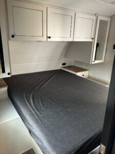 2025 Range Lite Travel Trailer 261BH