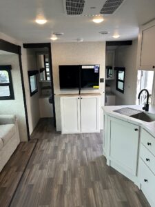 2025 Range Lite Travel Trailer 261BH