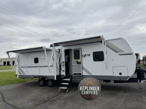 2025 Open Range Light Travel Trailer 275RLS