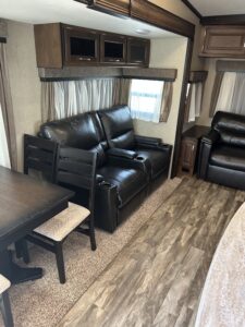 2019 Grand Design Reflection 337RLS