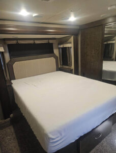 2016 Grand Design Solitude 377MB