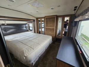 2020 Chaparal 27 RKS