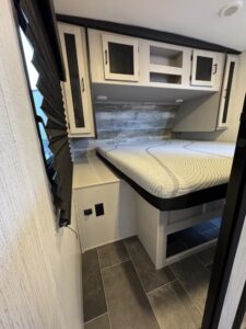 2022 M32 Heartland Mallard