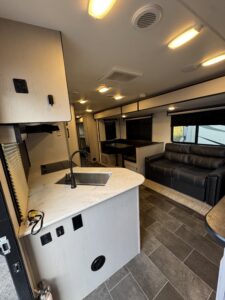 2022 M32 Heartland Mallard