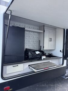 2022 M32 Heartland Mallard