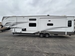 2024 Keystone Montana 3857BR