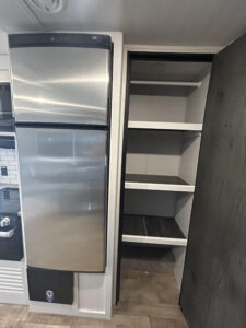 2022 Keystone Hideout – 272BH