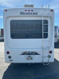 2010 Keystone Montana 3665RE