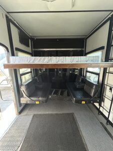 2021 Fuzion Toy Hauler 424