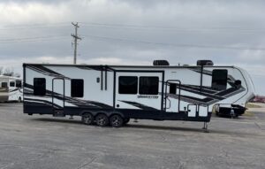 2022 Grand Design – Momentum 398M Toy Hauler