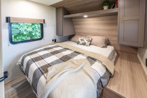 2026 KZ SPORTSMEN SE 301DBSE