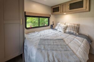 2026 KZ SPORTSMEN SE 301DBSE