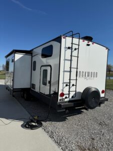 2025 ROCKWOOD ULTRA LITE 2918BH