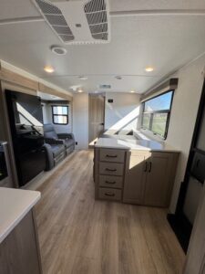 2025 ROCKWOOD ULTRA LITE 2918BH