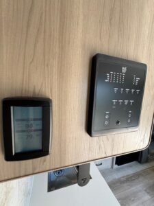 2025 ROCKWOOD ULTRA LITE 2918BH