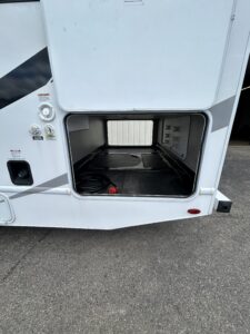 2022 THOR CHATEAU 28Z