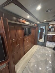 2015 WINNEBAGO JOURNEY 40R