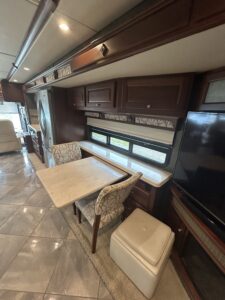 2015 WINNEBAGO JOURNEY 40R