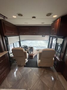 2015 WINNEBAGO JOURNEY 40R