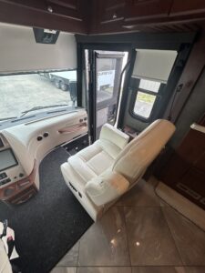 2015 WINNEBAGO JOURNEY 40R