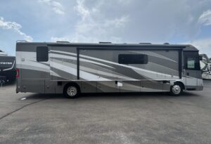 2015 WINNEBAGO JOURNEY 40R