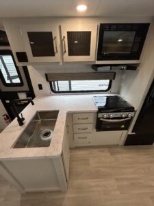 2027 SPORTSMEN 332BHK BY KZ-RV
