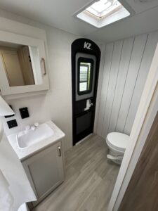 2027 SPORTSMEN 332BHK BY KZ-RV