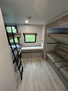 2027 SPORTSMEN 332BHK BY KZ-RV