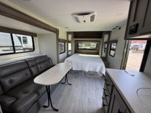 2027 CONNECT MINI 181RB KZ-RV