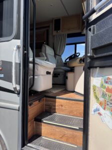 2006 FLEETWOOD PROVIDENCE 39L 350HP