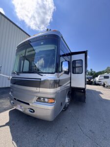2006 FLEETWOOD PROVIDENCE 39L 350HP