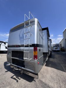 2006 FLEETWOOD PROVIDENCE 39L 350HP