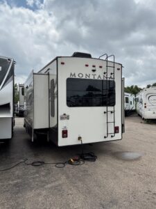 2020 MONTANA 3121RL by KEYSTONE