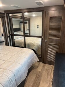 2020 MONTANA 3121RL by KEYSTONE