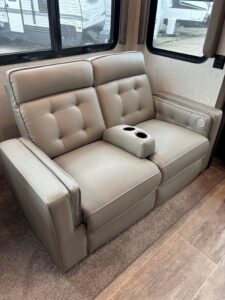 2020 MONTANA 3121RL by KEYSTONE