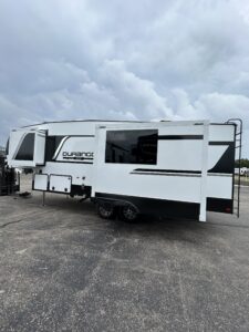 2027 DURANGO HT 232MLD 5TH WHEEL