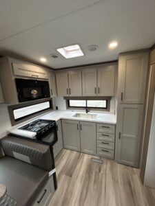 2027 DURANGO HT 232MLD 5TH WHEEL