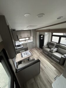 2027 DURANGO HT 232MLD 5TH WHEEL