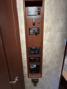 2012 ITASCA SUNCRUISER 35P