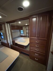 2012 ITASCA SUNCRUISER 35P