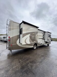 2012 ITASCA SUNCRUISER 35P